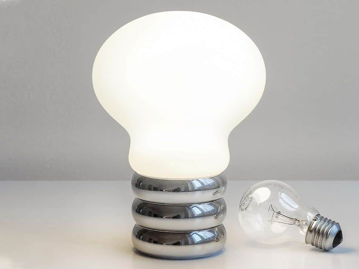 ingo-maurer-b-bulb-table-lamp